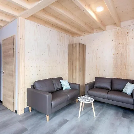 Charming In With Terrace * Hallschlag