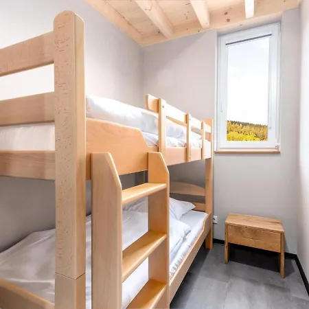 別荘 Tranquil Escape In